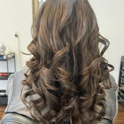 Jenny House Hair Salon - Been coming here for years. Still my go to hair salon for colour and cut.