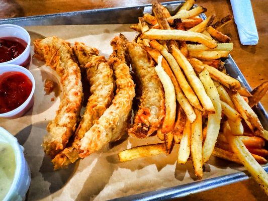 Dirk’s Signature Chicken & Bar by null