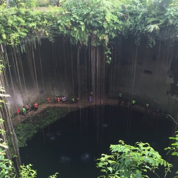 Cenote Ik Kil - View from above - Landmarks & Historical Buildings Near Me - Tinum, YUC