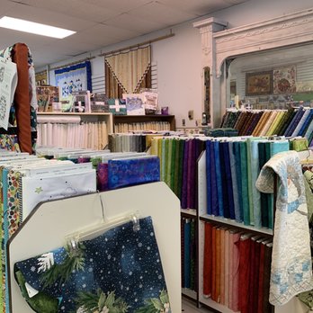 Lucky Charm Quilts - Fabric Stores Near Me - Chapman, Kansas