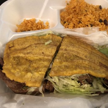 Papa's Cache Sabroso - Steak jibarito - Latin American Near Me - Chicago, Illinois Papa's Cache Sabroso - Steak jibarito - Latin American Near Me - Chicago, Illinois