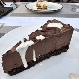 Chocolate Mouse Cake