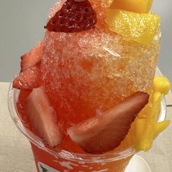 Mango's Ice Cream and Snacks - Snow cone - Mango Strawberry