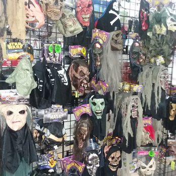 Halloween Express - Costumes Near Me - Milwaukee, Wisconsin