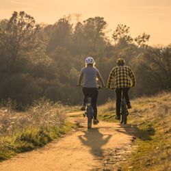 Trailside Bikes - Mountain bikes on trail in Granite Bay