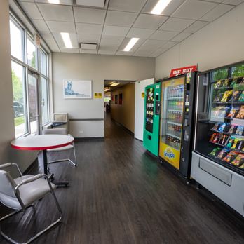 Napleton Downtown Hyundai - Vending Machines - Auto Loan Providers Near Me - Chicago, Illinois Napleton Downtown Hyundai - Vending Machines - Auto Loan Providers Near Me - Chicago, Illinois