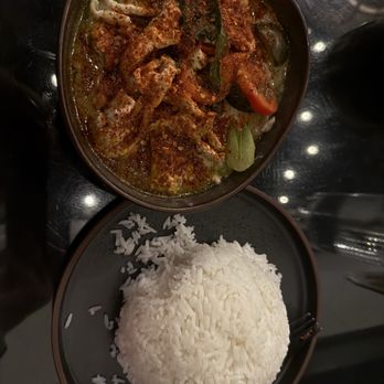Pad Thai Restaurant - Green Curry - Thai Near Me - Overland Park, Kansas