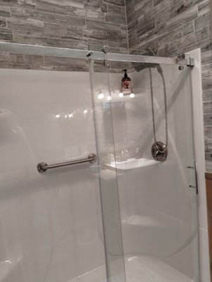 Build-A-Bath of North Carolina Logo