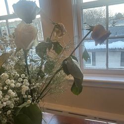 Bassett Flowers - Bad flowers delivered, didn't last 48 hours