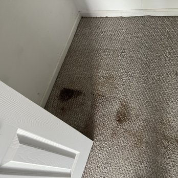 AeroClear - Before! - Carpet Cleaning Near Me - Warwick, Rhode Island AeroClear - Before! - Carpet Cleaning Near Me - Warwick, Rhode Island