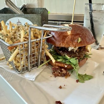 Crafted Tap House and Kitchen - New American Near Me - Coeur D'alene, Idaho
