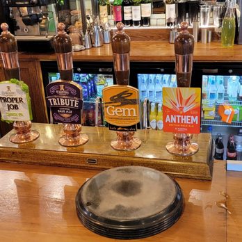 Rock Point Inn - Pubs Near Me - Lyme Regis, DEV Rock Point Inn - Pubs Near Me - Lyme Regis, DEV