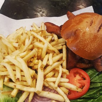 Mo's Grill - Bacon Burger with Fries - Burgers Near Me - San Francisco, California Mo's Grill - Bacon Burger with Fries - Burgers Near Me - San Francisco, California
