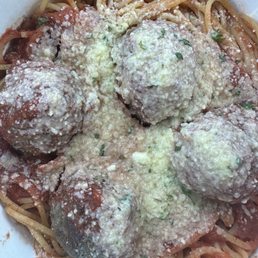 Spaghetti Marinara with meatballs 10/10