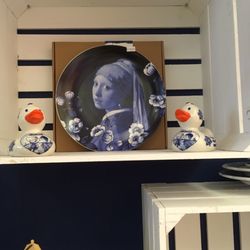 The Dutch Souvenir Café - Some of my favorite souvenir selections.