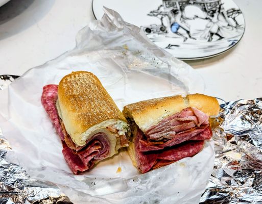 Monti's by null