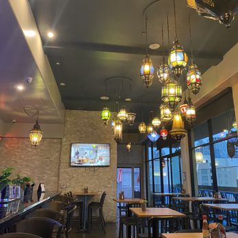 GlassDoor Restaurant - Inside decor - Bars Near Me - San Diego, California GlassDoor Restaurant - Inside decor - Bars Near Me - San Diego, California