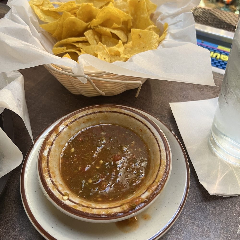 Sadie's - Fresh chips and salsa - New Mexican Cuisine Near Me - Albuquerque, New Mexico Sadie's - Fresh chips and salsa - New Mexican Cuisine Near Me - Albuquerque, New Mexico