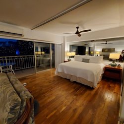 Captain Cook Resorts