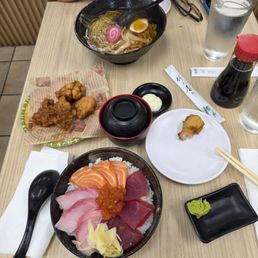 Sashimi bowl, karaoke chicken, shoyu ramen no green onions Sashimi bowl, karaoke chicken, shoyu ramen no green onions