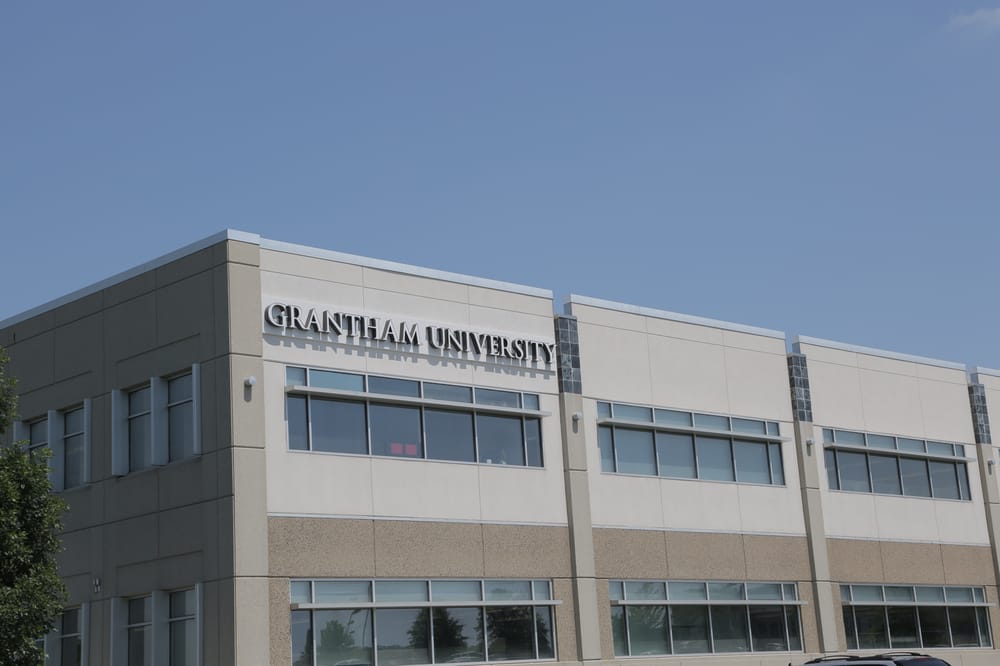 GRANTHAM UNIVERSITY Updated August 2024 16025 W 113th St, Lenexa, Kansas Colleges