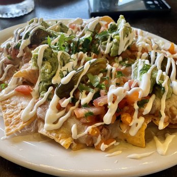 Montecristo Taqueria - Nachos w.guacamole - Mexican Near Me - Berkeley, California