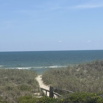 The Beach House - Hotels Near Me - Carolina Beach, North Carolina The Beach House - Hotels Near Me - Carolina Beach, North Carolina