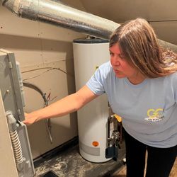 Go Electric Colorado - Go Electric volunteer conducting a free home electrification consultation