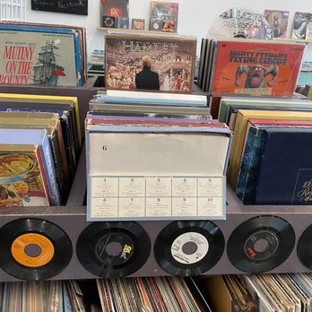 Disc Go Round - Inside - Music & DVDs Near Me - Corpus Christi, Texas