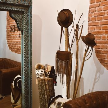 JR Leather - Bolsos y sombreros de piel - Leather Goods Near Me - Madrid, M