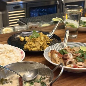 Lom Wong - Bar and food - Thai Near Me - Phoenix, Arizona Lom Wong - Bar and food - Thai Near Me - Phoenix, Arizona
