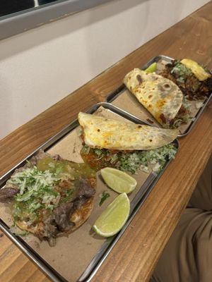 Taquería el Chato by null