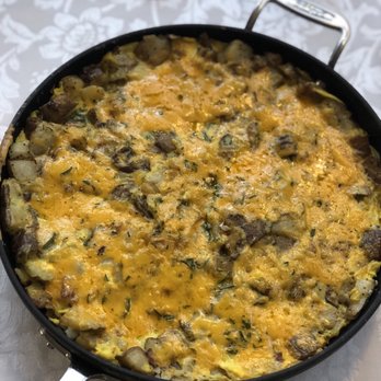 River Dell Bed & Breakfast - Homemade breakfast - Hotels Near Me - Luray, Virginia