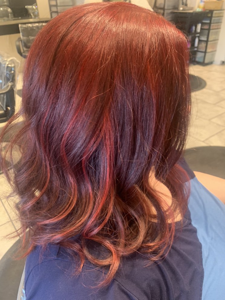 Denova Hair Design Logo