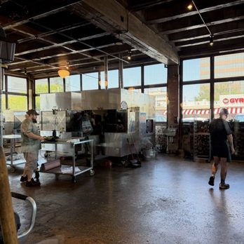 Pinkerton’s Barbecue - Smoke room - Barbeque Near Me - Houston, Texas