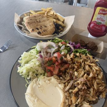 Tel Aviv Grill - Chicken shawarma plate - Falafel Near Me - Encino, California