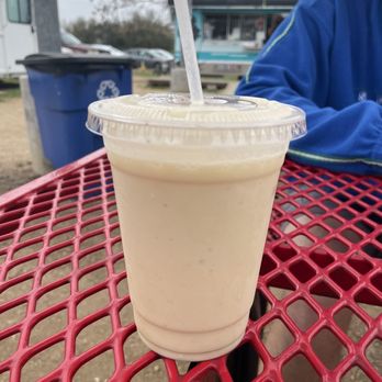 Concr - Pina Colada Smoothie - Vegetarian Near Me - Austin, Texas