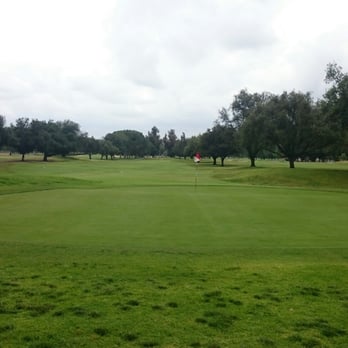 Brookside Golf Club - Behind the green on hole #2 - Golf Near Me - Pasadena, California