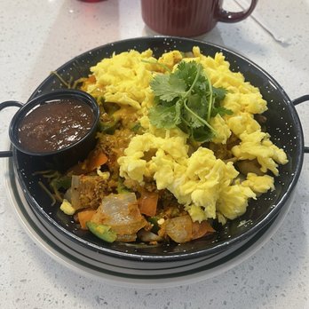Daytrip Diner - Alamo fire  skillet - Diners Near Me - Grapevine, Texas