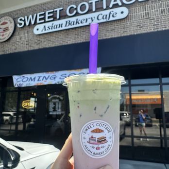 Sweet Cottage Cafe - Strawberry matcha cloud (24 oz) - Bakeries Near Me - Lexington, Kentucky Sweet Cottage Cafe - Strawberry matcha cloud (24 oz) - Bakeries Near Me - Lexington, Kentucky