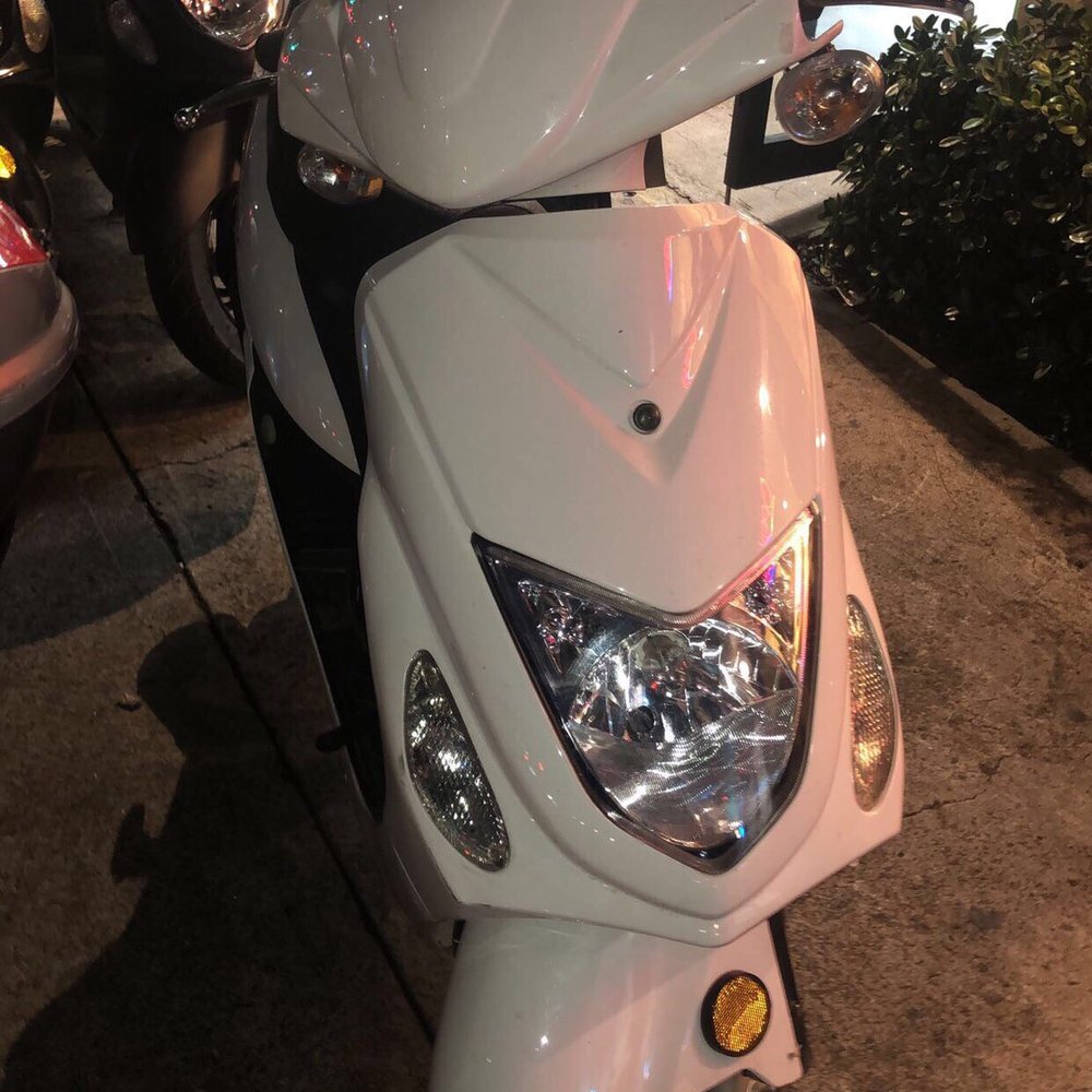 Moped Garage - FIXED WITHIN A COUPLE HOURS!! Workers waited for me after work hours too so I could pick it up - Motorcycle Repair Near Me - Honolulu, Hawaii