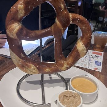 Yard House - Bovarian pretzel. Pretty good! - New American Near Me - Northridge, California Yard House - Bovarian pretzel. Pretty good! - New American Near Me - Northridge, California