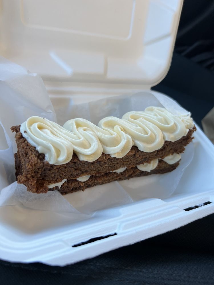 Butter Up Cakes, Damariscotta Roadtrippers