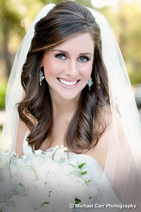 Donna Abate Makeup Artistry Logo