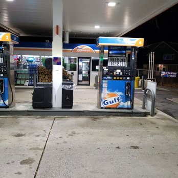 Gulf Express - Entrance - Gas Stations Near Me - Plymouth, Connecticut