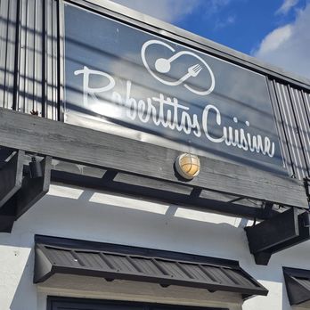 Robertitos Cuisine - Puerto Rican Near Me - Merchantville, New Jersey