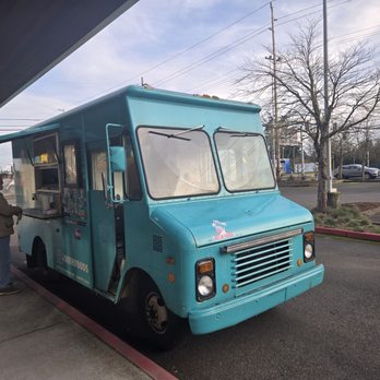 Sky Hi Foods - The truck - Food Trucks Near Me - Clackamas, Oregon Sky Hi Foods - The truck - Food Trucks Near Me - Clackamas, Oregon