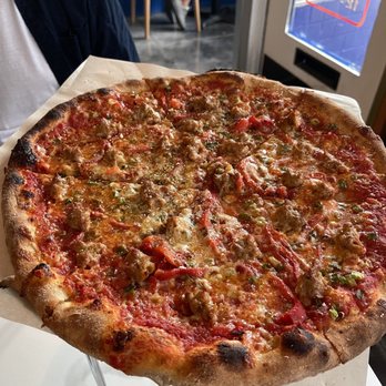 Rose Pizzeria - Old faithful - Pizza Near Me - Berkeley, California
