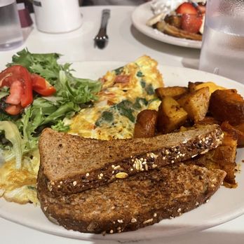 Cafe Bonjour - Mediterranean Omelet - Breakfast & Brunch Near Me - Boston, Massachusetts