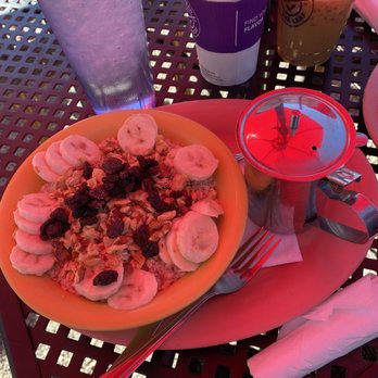 The Potholder Cafe P3 - Works Oatmeal - Breakfast & Brunch Near Me - Long Beach, California The Potholder Cafe P3 - Works Oatmeal - Breakfast & Brunch Near Me - Long Beach, California